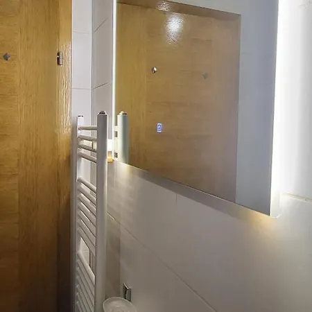 Sleep And Drive Cosy Apartman *